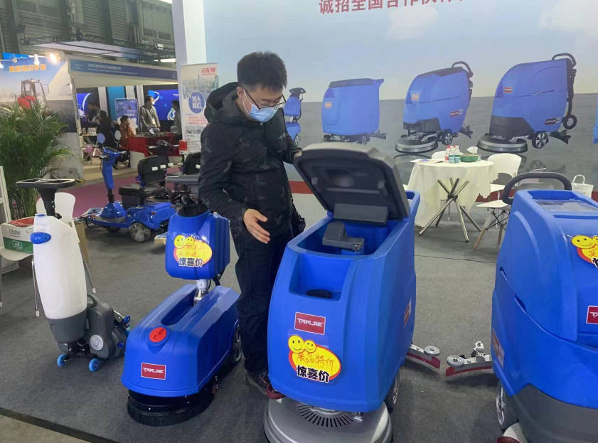 渝北坦洁洗地机公司致力于电动洗地机的生产、销售和服务百家